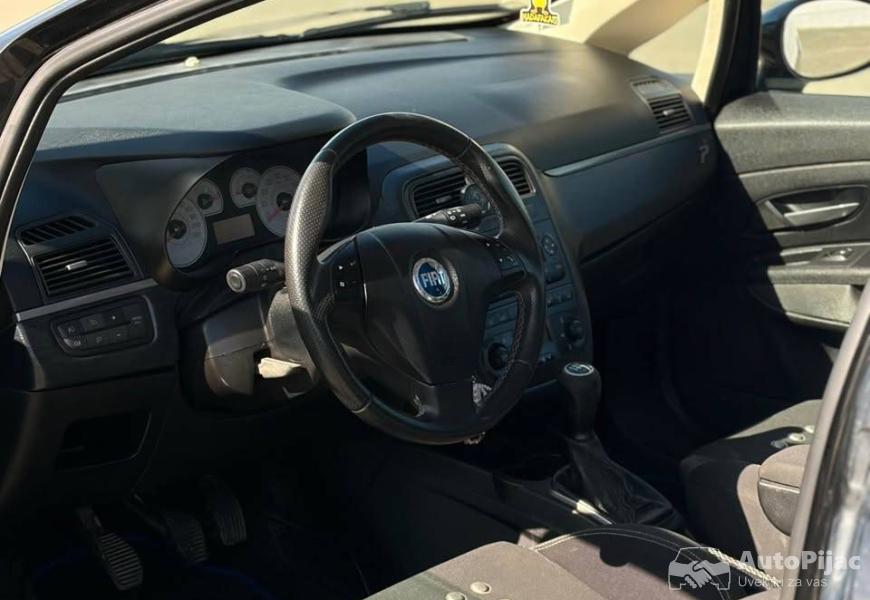 fiat_grande_punto_14_turbo_5_polovni_automobili_autopijac.rs