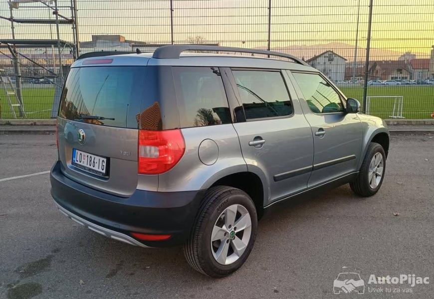 2012_skoda_yeti_3_polovni_automobili_autopijac.rs