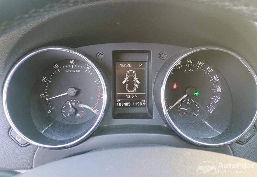 2012_skoda_yeti_8_polovni_automobili_autopijac.rs