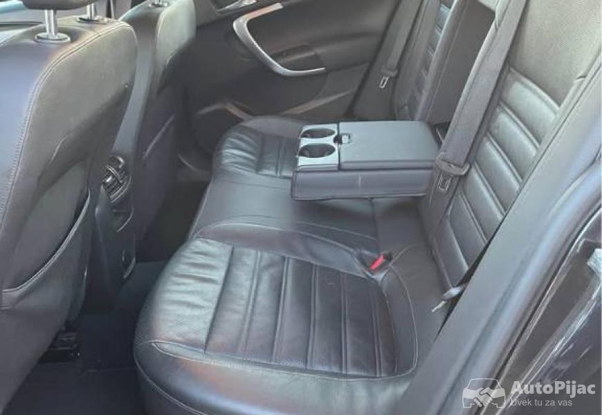 opel_insignia_20_dth_4x4_ch_8_polovni_automobili_autopijac.rs