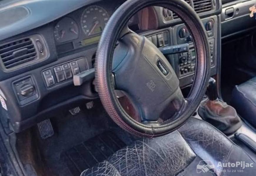 volvo_v70_4_polovni_automobili_autopijac.rs