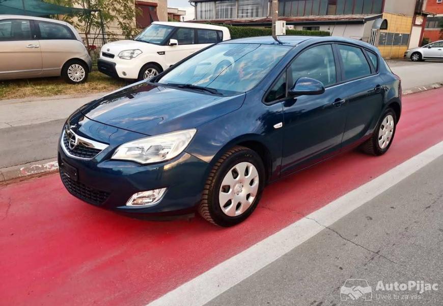 2011_opel_astra_j_14_turbo_1_polovni_automobili_autopijac.rs