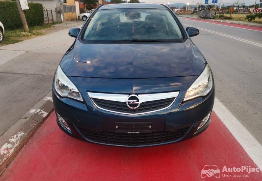 2011_opel_astra_j_14_turbo_2_polovni_automobili_autopijac.rs