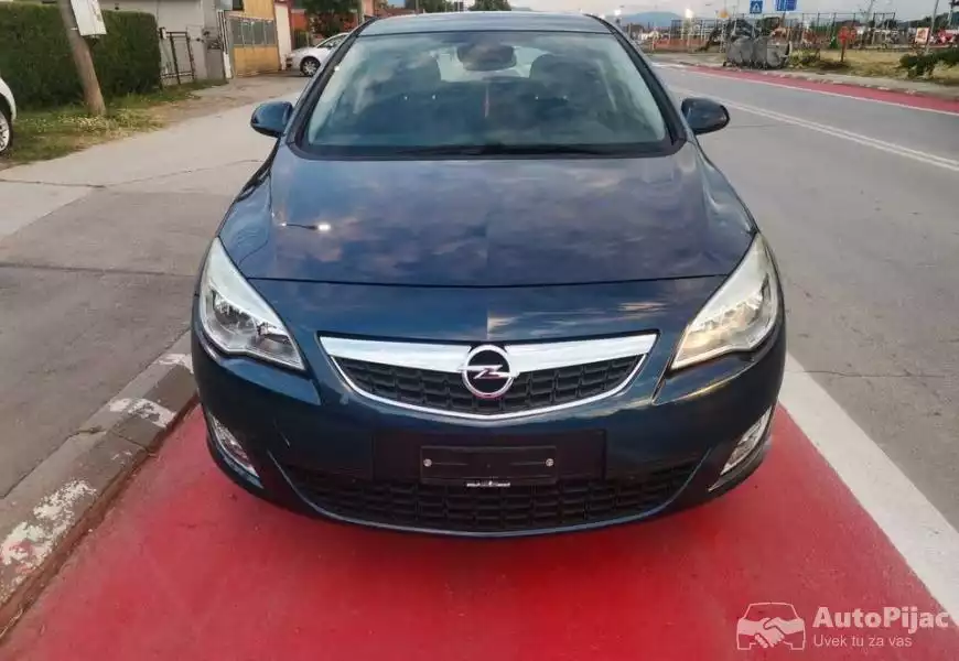 2011_opel_astra_j_14_turbo_2_polovni_automobili_autopijac.rs