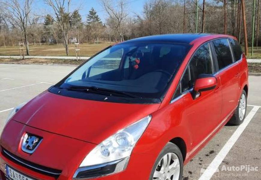 2011_peugeot_5008_3_polovni_automobili_autopijac.rs