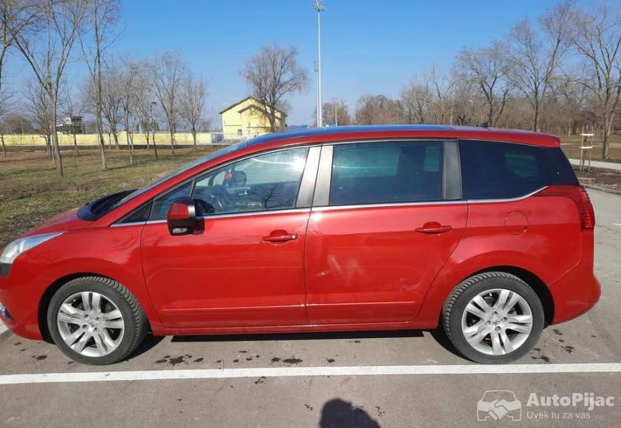 2011_peugeot_5008_5_polovni_automobili_autopijac.rs