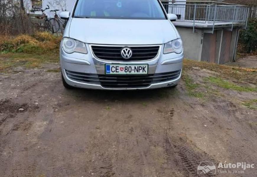 2008_volkswagen_touran_4_polovni_automobili_autopijac.rs