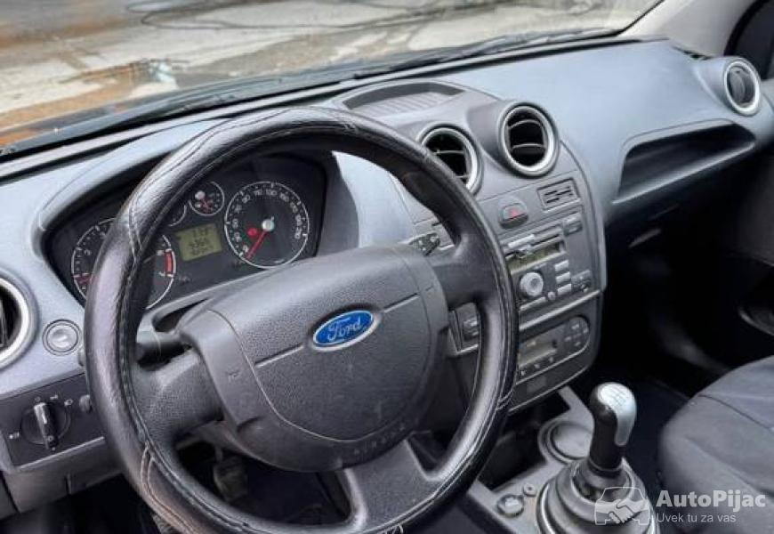 2006_ford_fiesta_7_polovni_automobili_autopijac.rs