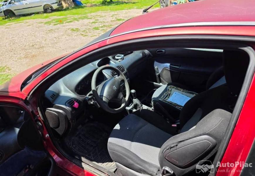 pezo_206_reg_do_2m_2027_ok_stanje_puko_pk_kasis_mo_3_polovni_automobili_autopijac.rs
