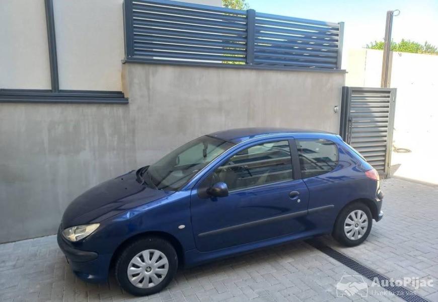 11_registrovan_2_polovni_automobili_autopijac.rs
