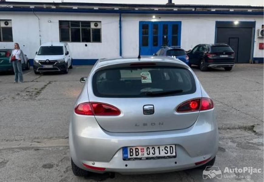 seat_leon_2007_19_tdi_105ks_2_polovni_automobili_autopijac.rs