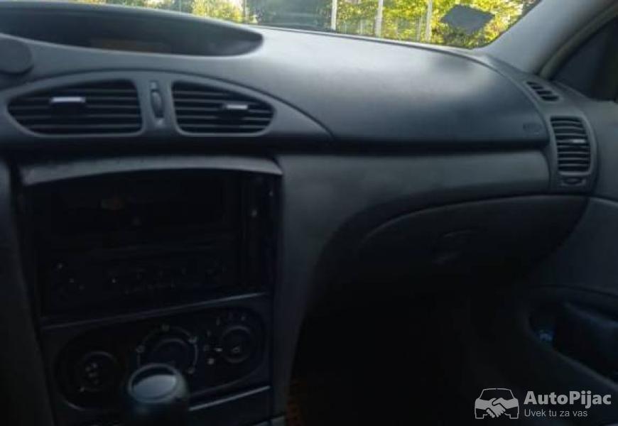 renualt_laguna_ii_16_12_polovni_automobili_autopijac.rs