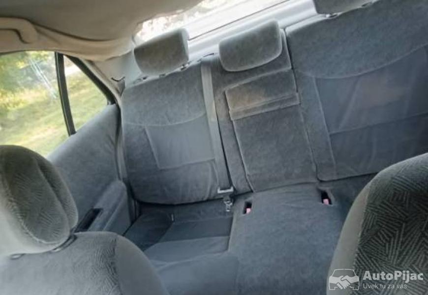 renualt_laguna_ii_16_13_polovni_automobili_autopijac.rs