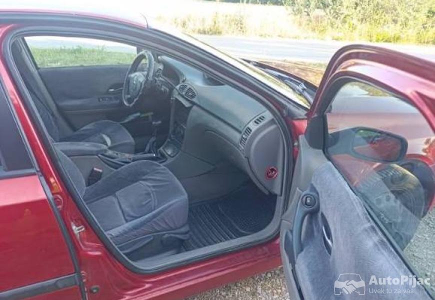 renualt_laguna_ii_16_6_polovni_automobili_autopijac.rs
