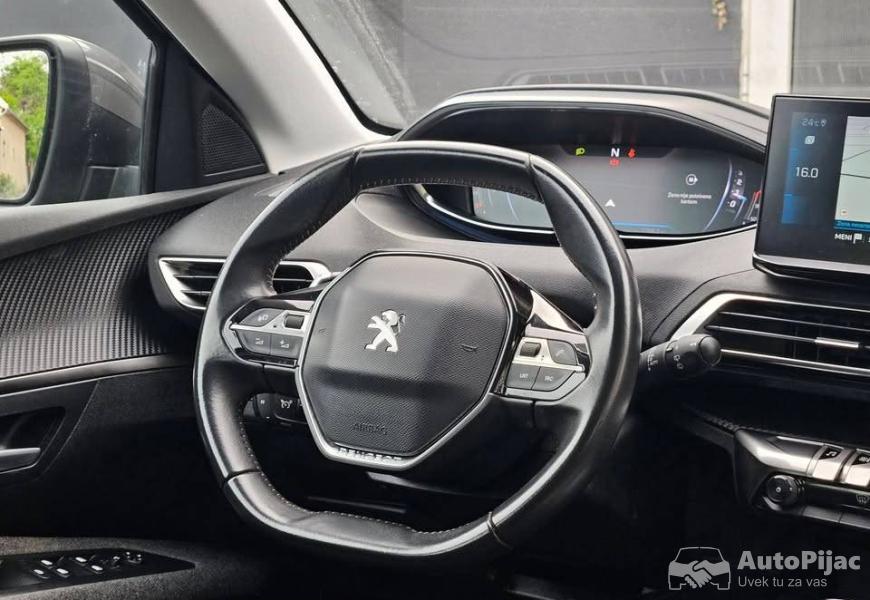 2022_peugeot_5008_5_polovni_automobili_autopijac.rs