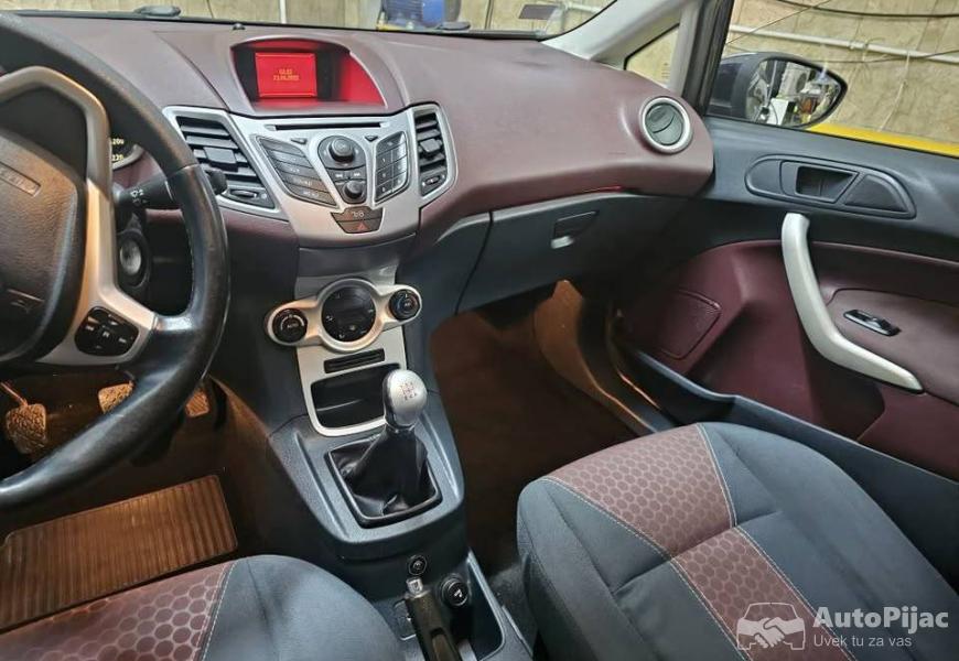 ford_fiesta_14_5_polovni_automobili_autopijac.rs