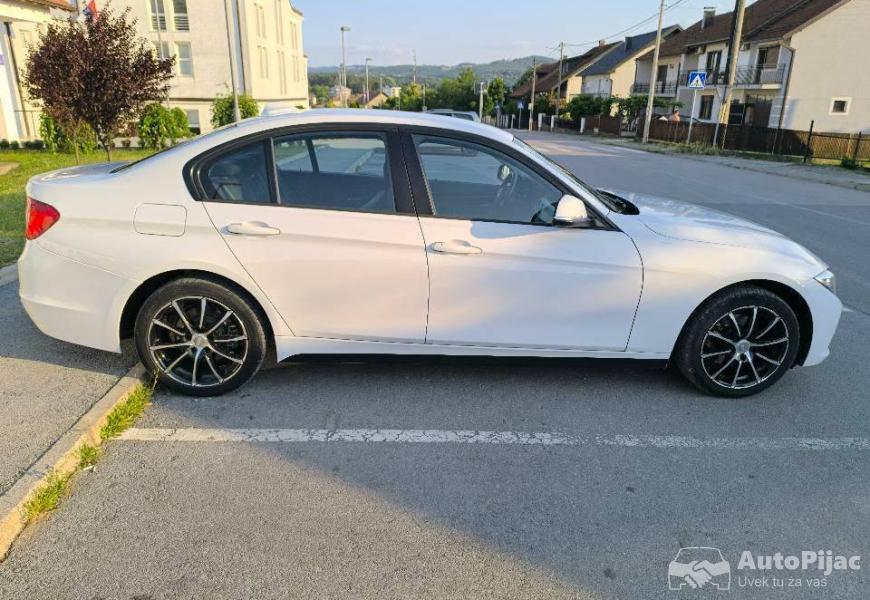 f30_2013_god_10_polovni_automobili_autopijac.rs