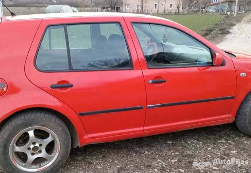 golf_4_19_6_polovni_automobili_autopijac.rs