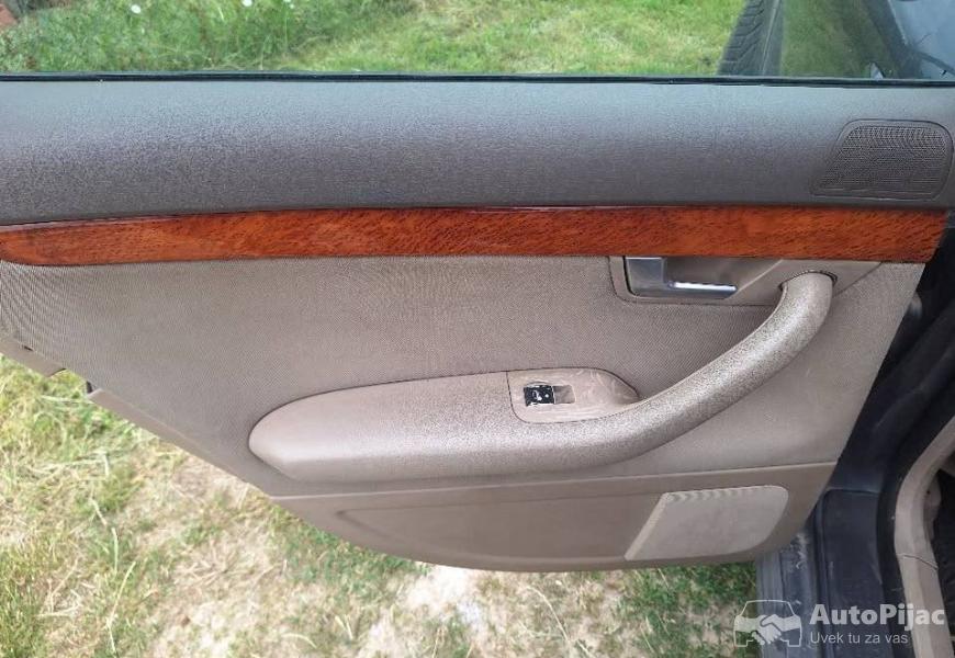 audi_a4_19_tdi_131ks_2004godkwatro_13_polovni_automobili_autopijac.rs