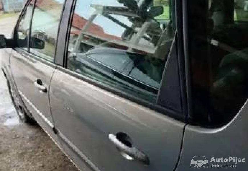 delovi_reno_senic_2_19dci_2_polovni_automobili_autopijac.rs
