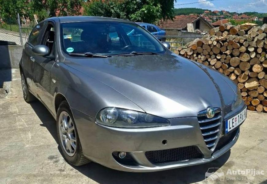 alfa_romeo_147_16_dugo_registrovana_2_polovni_automobili_autopijac.rs