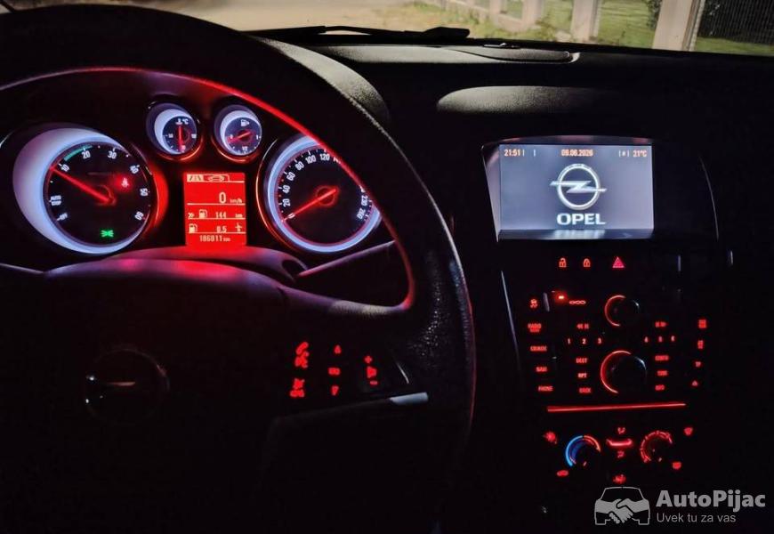 prodajem_opel_astru_j_2012_godiste_17cdti_registro_4_polovni_automobili_autopijac.rs