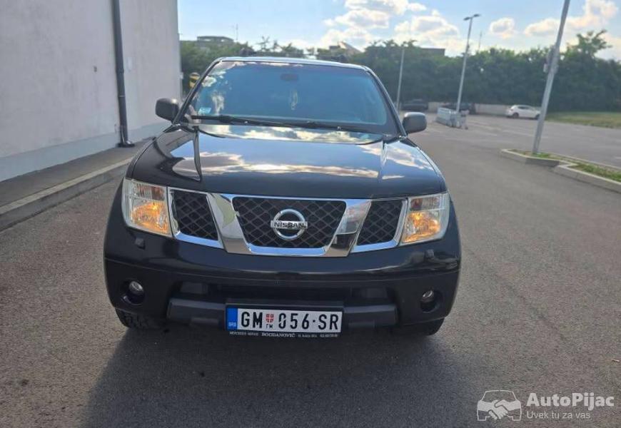 nisan_pathfinder_25d_11_polovni_automobili_autopijac.rs