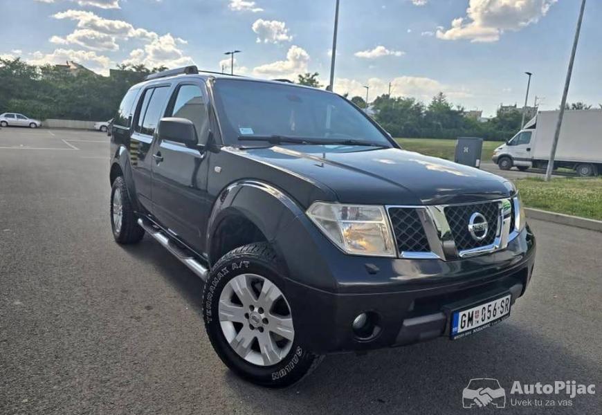 nisan_pathfinder_25d_1_polovni_automobili_autopijac.rs