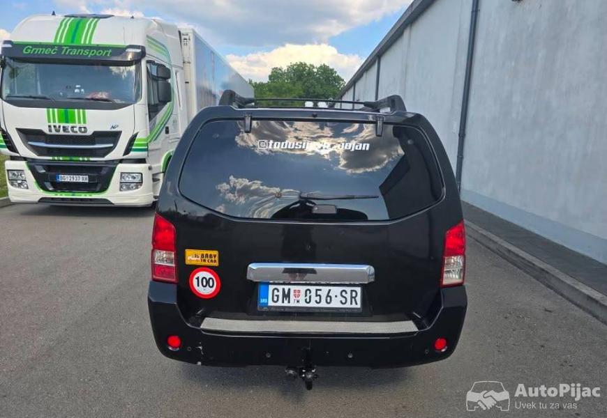 nisan_pathfinder_25d_8_polovni_automobili_autopijac.rs