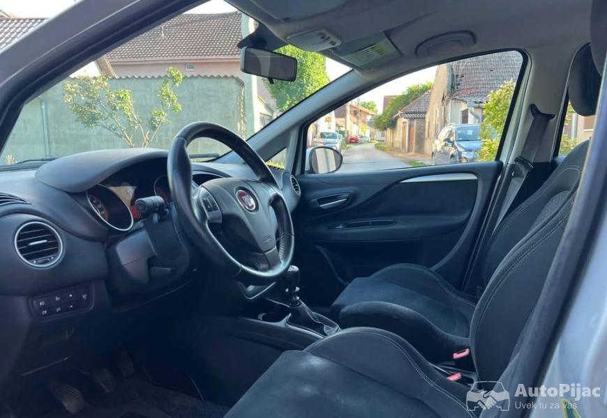 fiat_evo_14_bmetan_2015_9_polovni_automobili_autopijac.rs