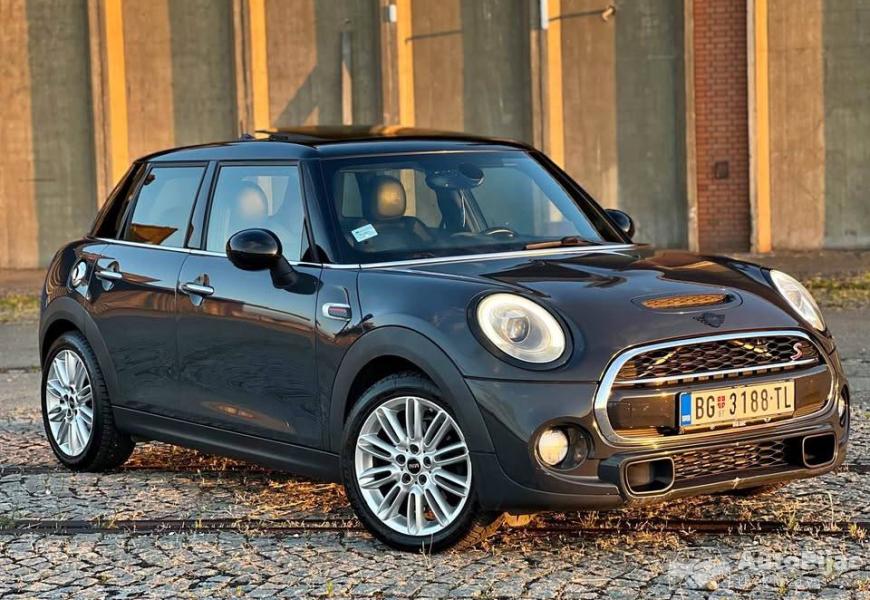 mini_cooper_s_panoharman_1_polovni_automobili_autopijac.rs