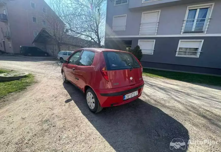 fiat_punto_12_bezin_4_polovni_automobili_autopijac.rs
