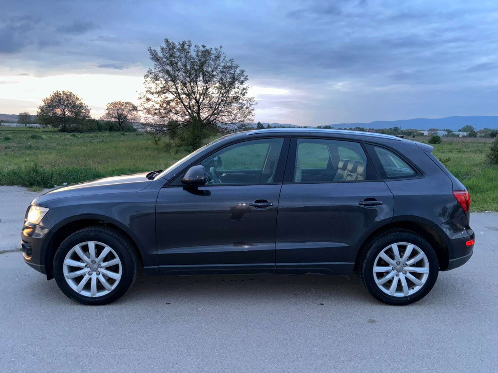na-prodaju-audi-q5-big-1
