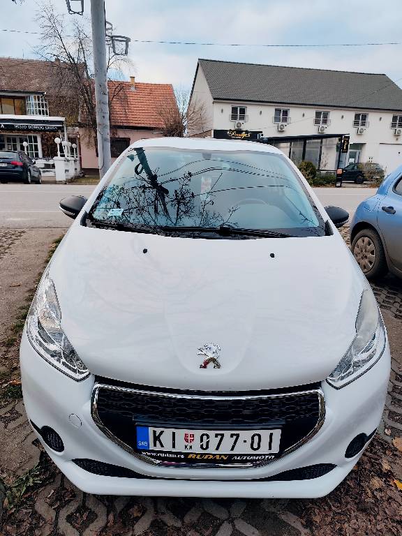 peugeot-208