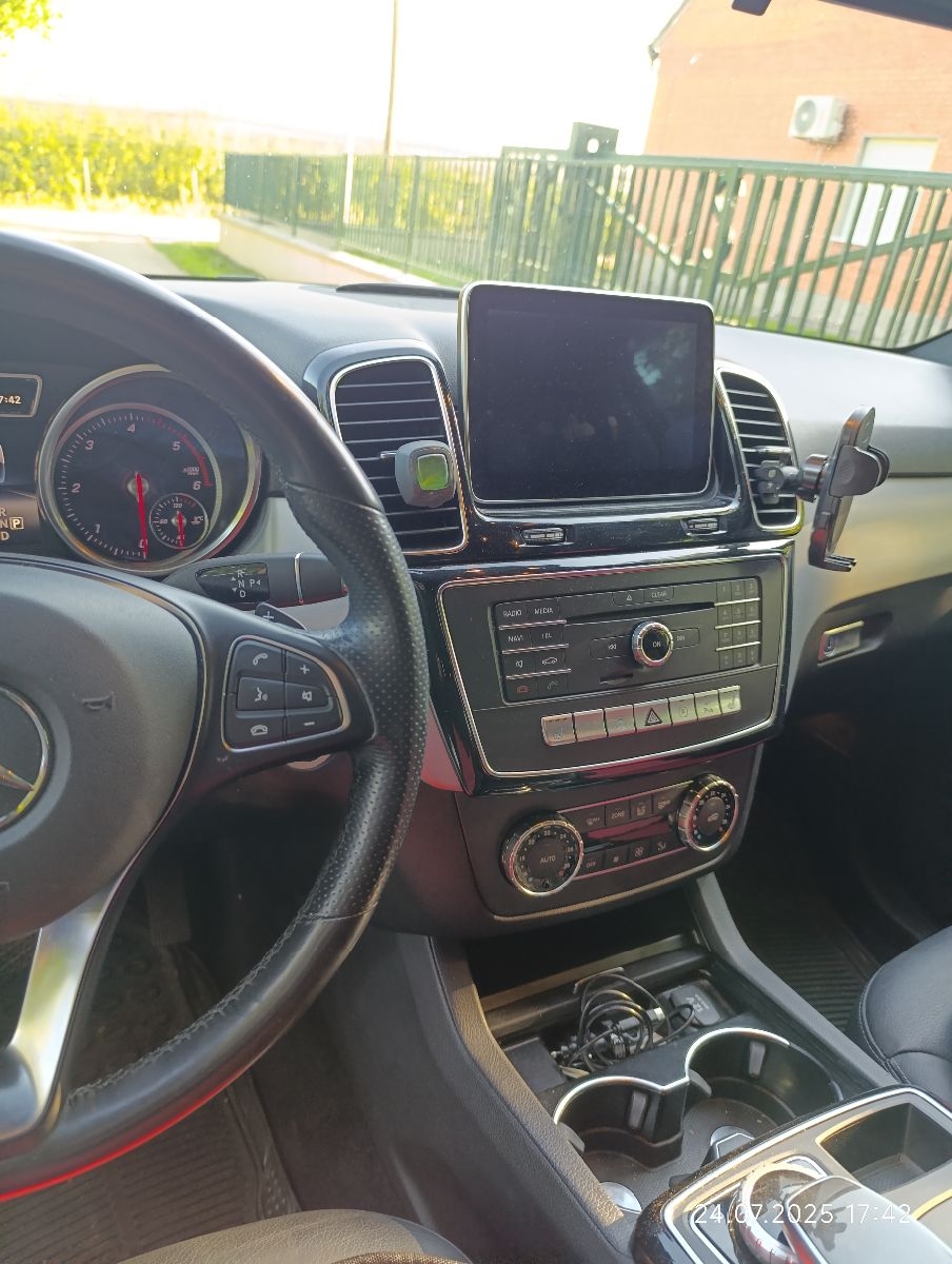 mercedes-gle-250d-big-6