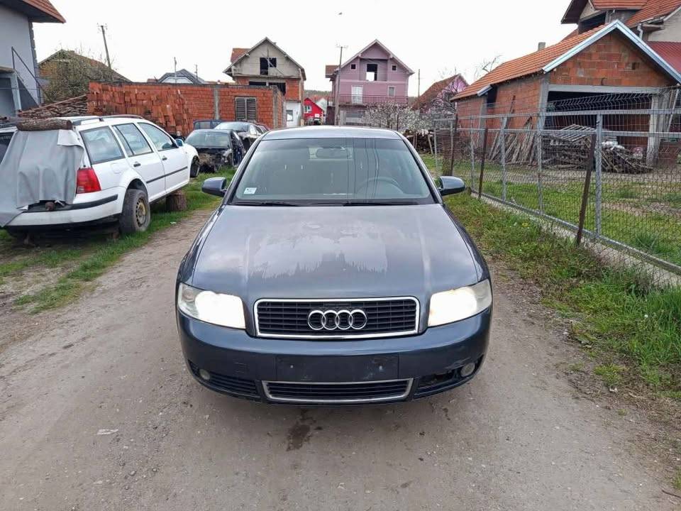 audi-a4-b6-delovii