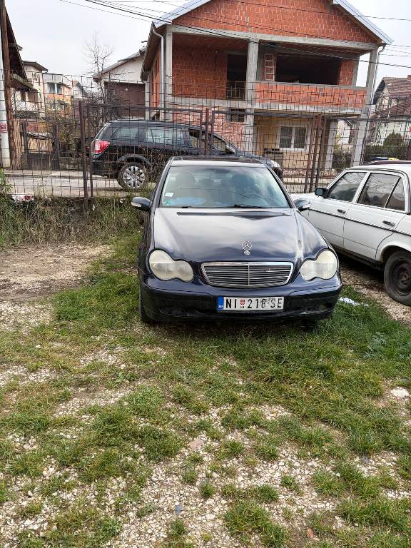 mercedes-c-180-2004-benzin-20l