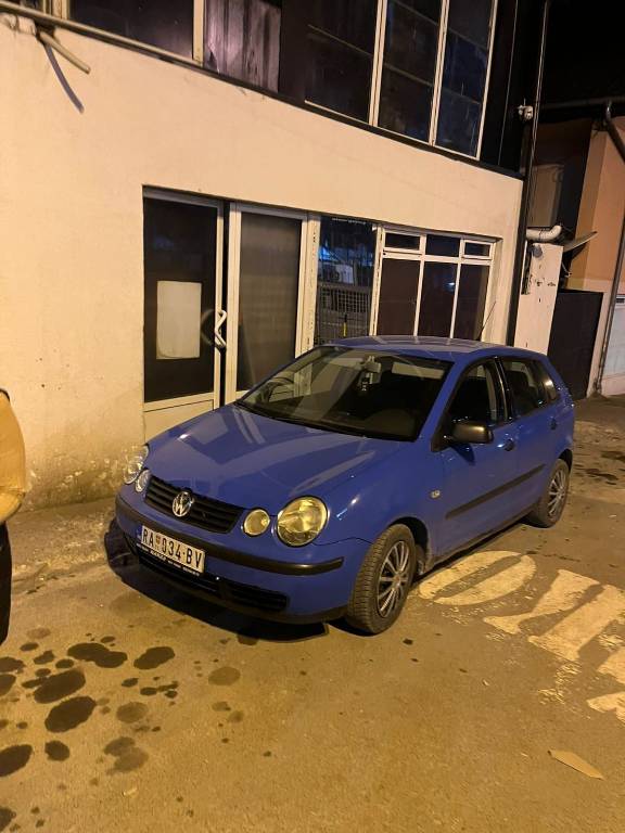volkswagen-polo-12-benzin-registrovan-povoljno