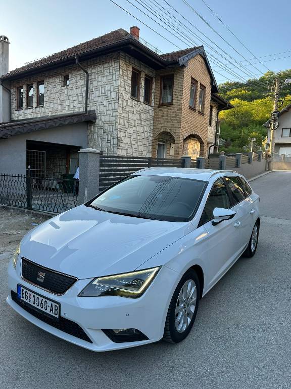 seat-leon-sw-16-tdi-2014