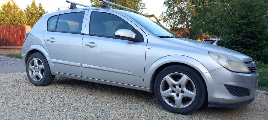 opel-astra