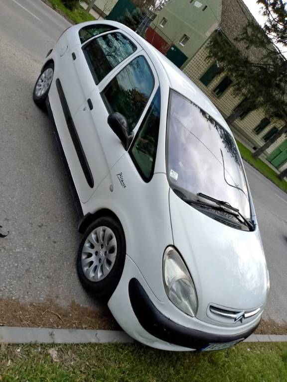 citroen-xsara-picasso-20-hdi-god-2003-reg-4-meseca-moze-zamena