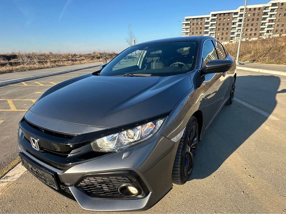 honda-civic-16d-2018-big-3