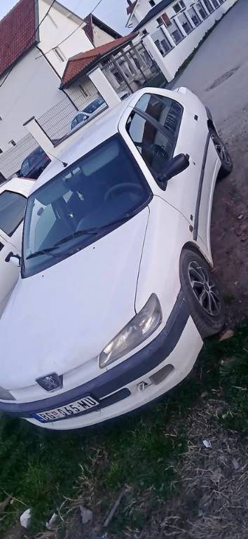 peugeot-306