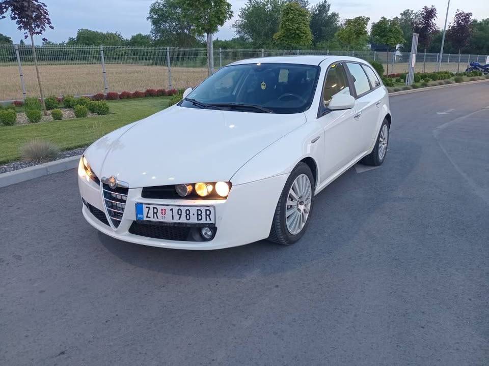 alfa-159-19-jtdm-110-kw-2008-big-3