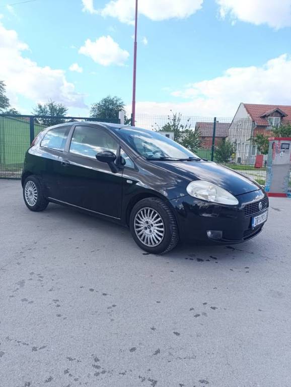 fiat-grandepunto-big-1