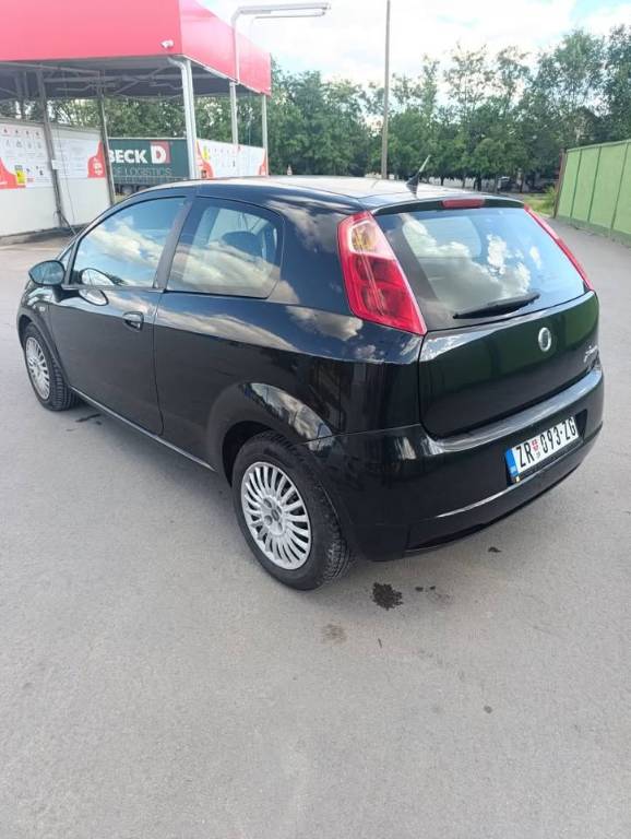 fiat-grandepunto-big-4