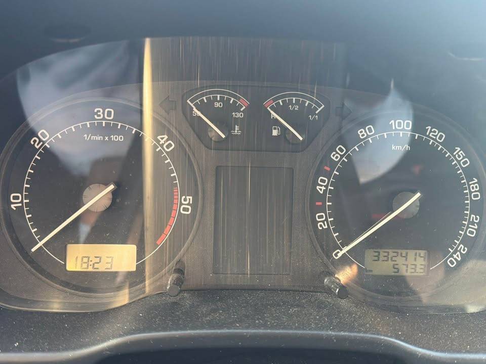 2004-skoda-octavia-big-5