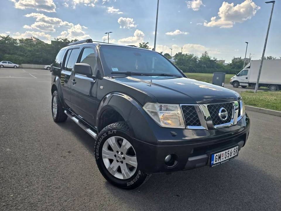 nisan-pathfinder-25d