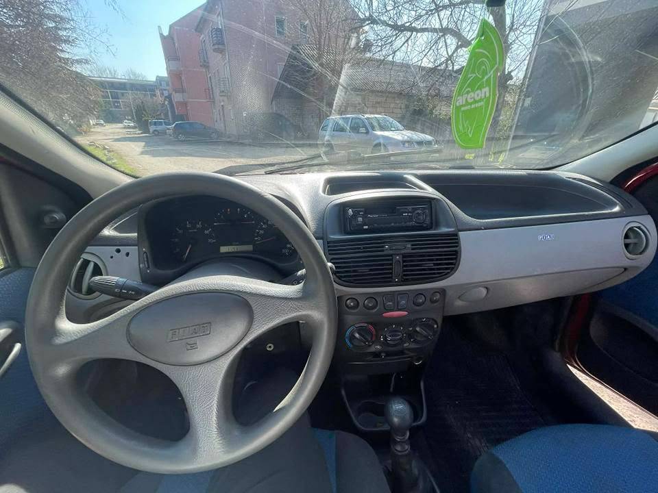 fiat-punto-12-bezin-big-5
