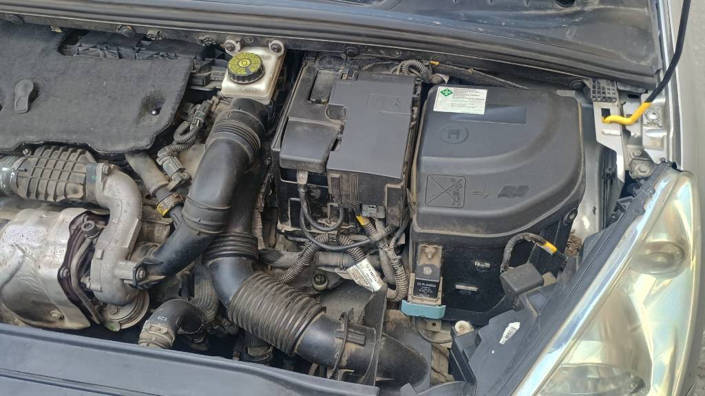 peugeot-308-16hdi-big-5